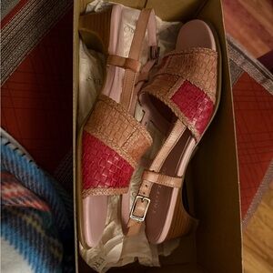 Stylish pink and Tan Woven Sandals